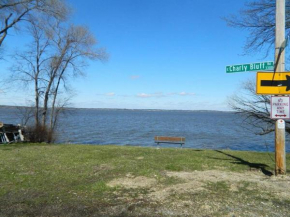 Overlook Too! at Lake Koshkonong